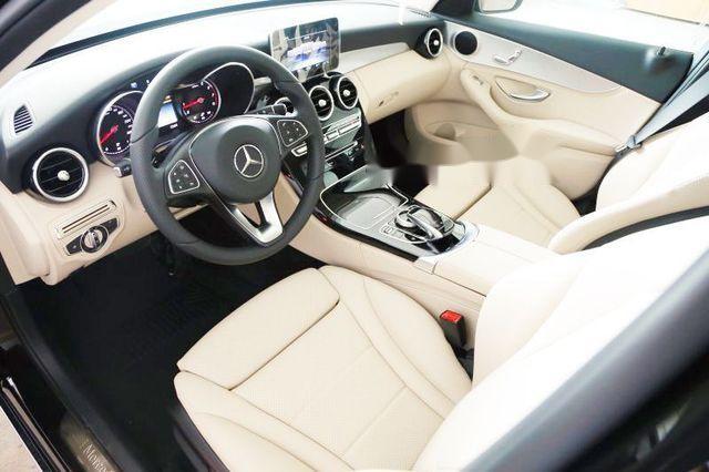 Mercedes-Benz C class  C200  2017 - Bán Mercedes C200 2017, màu trắng như mới