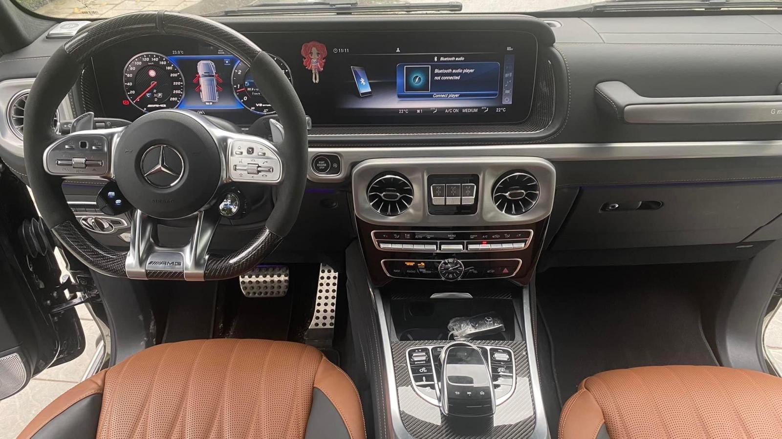 Bán Mercedes Benz G63 AMG 2021 màu đen, nội thất nâu, xe giao ngay