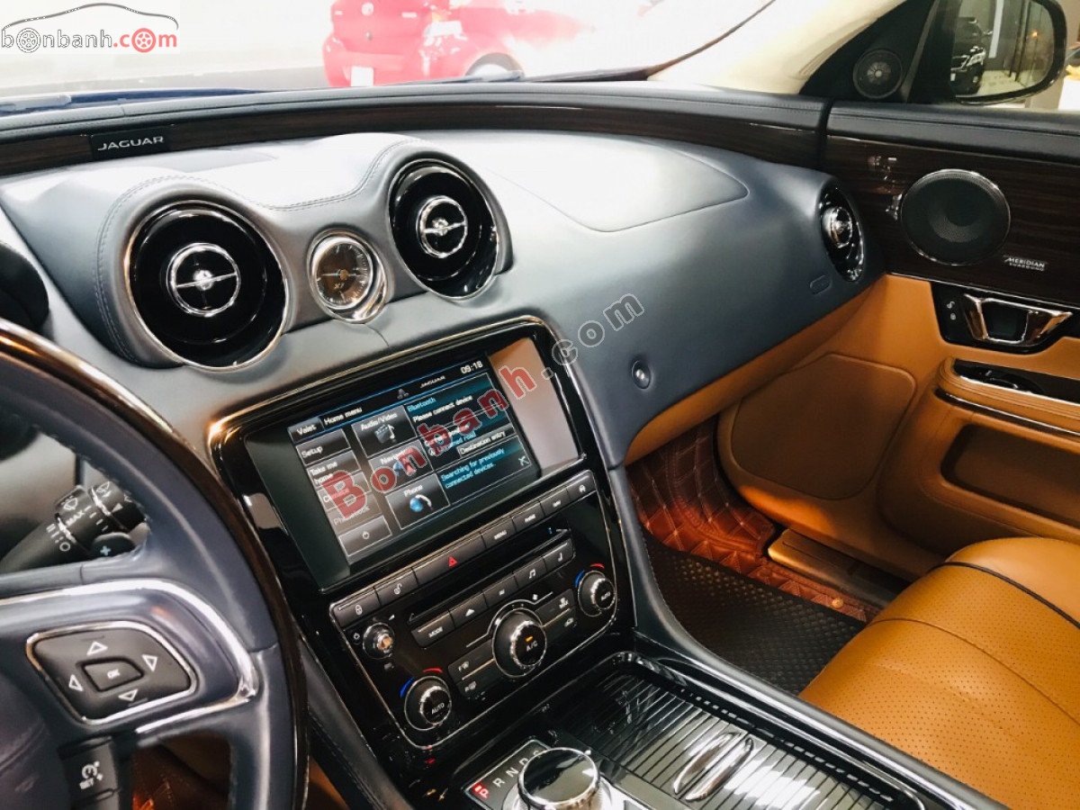 Bán ô tô Jaguar XJ đời 2016, nhập khẩu