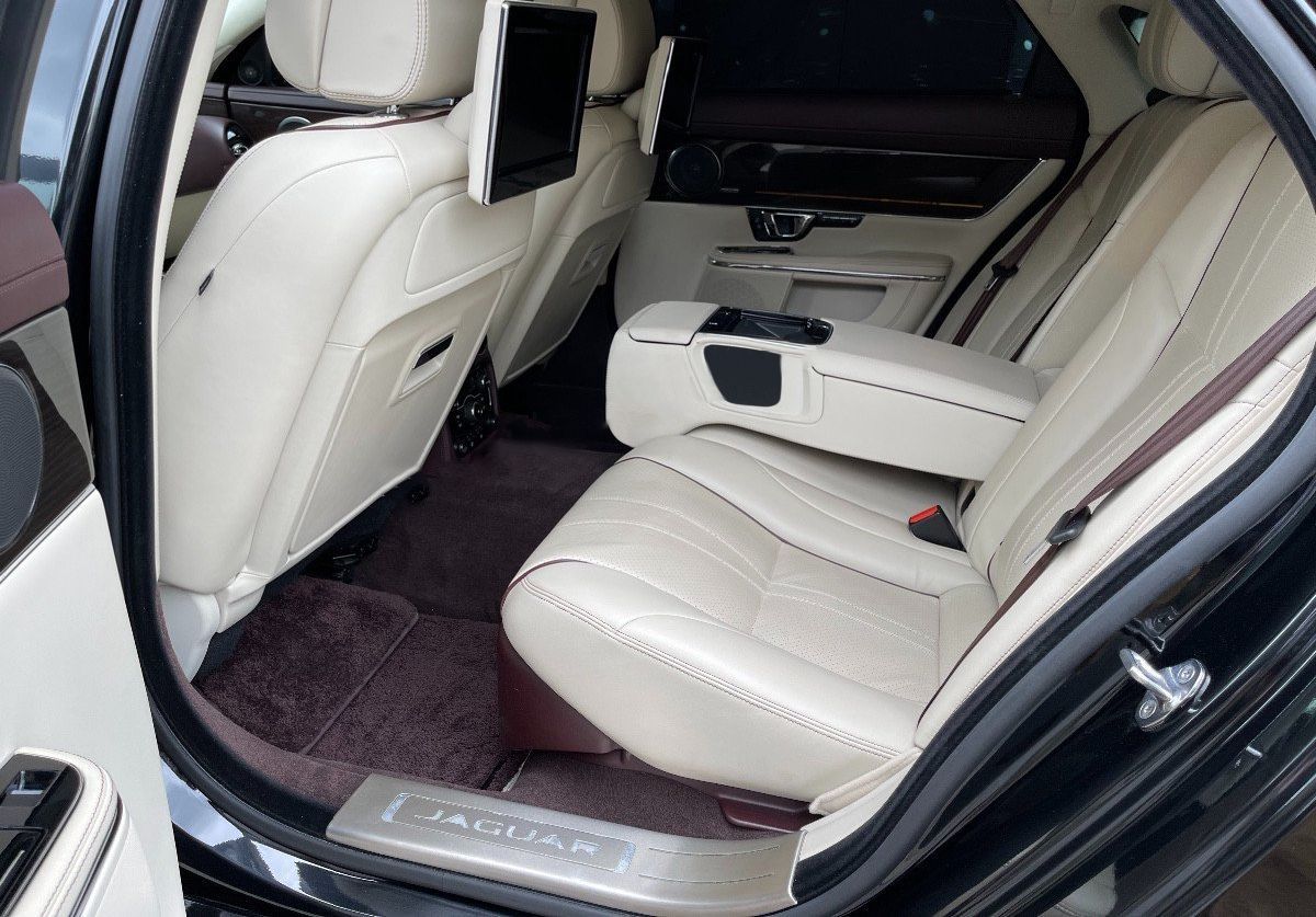 Cần bán lại xe Jaguar XJ năm 2014, màu đen, nhập khẩu  