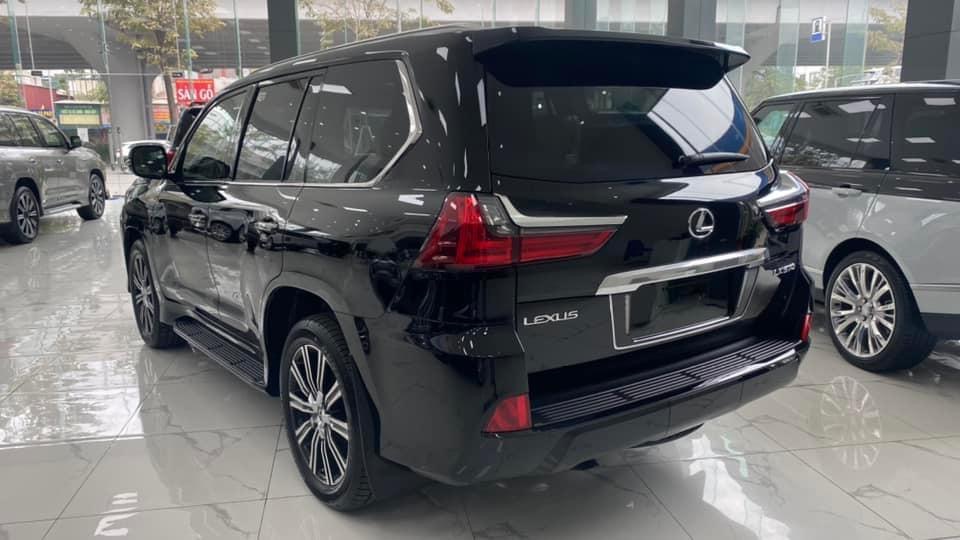 Bán ô tô Lexus LX 570 2021, màu đen, nhập khẩu