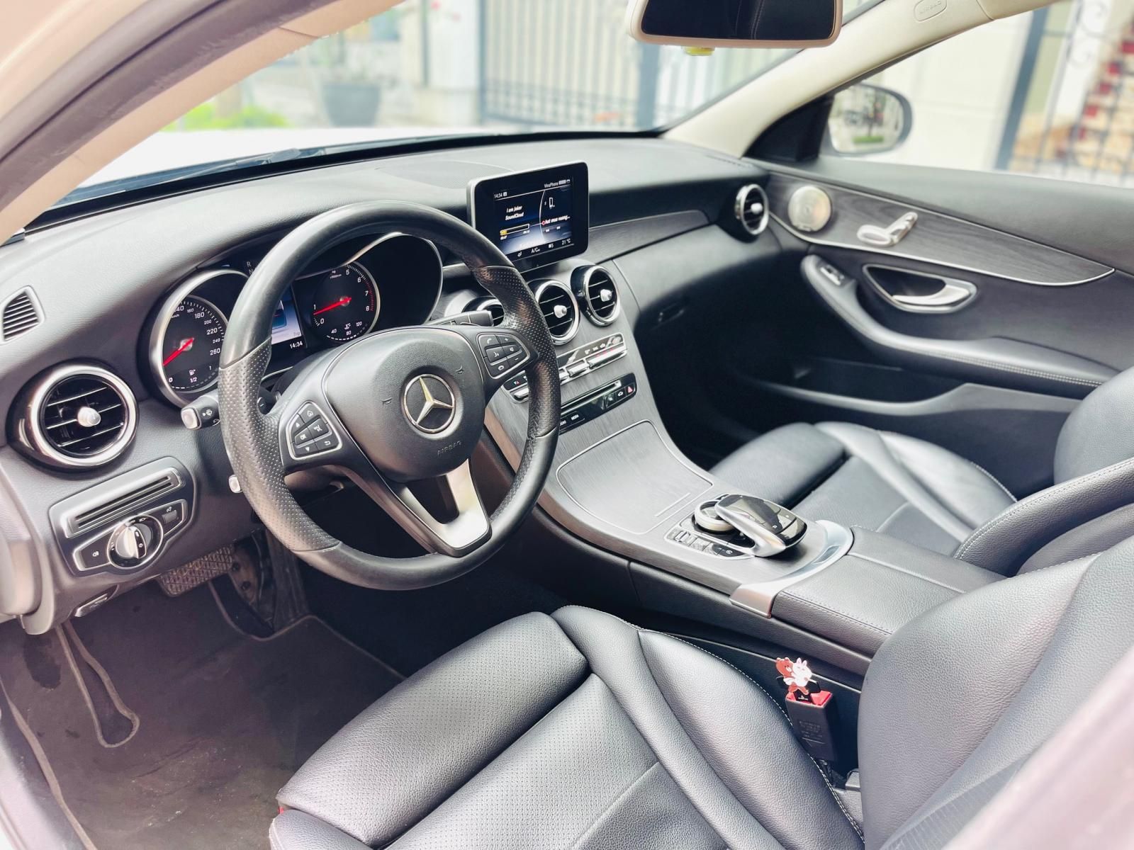 Mercedes-Benz C200 2016 - Xe siêu đẹp cực chất. Trả góp 200tr nhận xe đi luôn