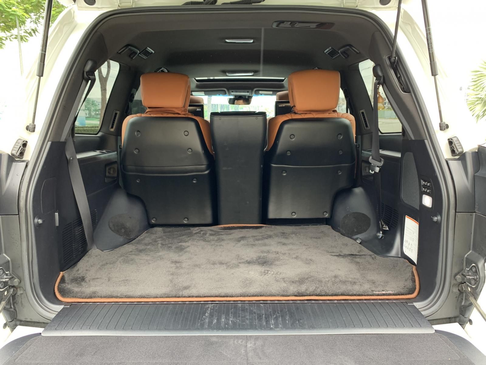 Lexus LX 570 2020 - Phiên bản 4 ghế Trung Đông, nhập Nhật, odo 2 vạn, xe bao test hãng