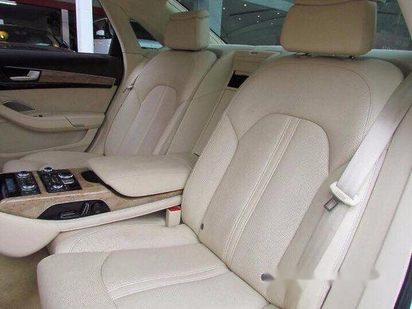 B 225 N Xe Audi A8 đời 2011 M 224 U Trắng