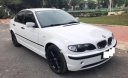 BMW 3 Series 318i 2005 - Cần bán xe BMW 3 Series 318i năm 2005, màu trắng xe gia đình