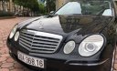 Mercedes-Benz E class  E280 3.0 AT  2005 - Cần bán gấp Mercedes E280 3.0 AT năm 2005, màu đen