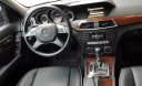 Mercedes-Benz C class C250 2011 - Cần bán gấp Mercedes-Benz C class C250 đăng ký lần đầu 2011, màu đen ít sử dụng, giá tốt 690 triệu