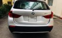 BMW X1 2011 - Bán BMW X1 năm sản xuất 2011, đăng ký lần đầu năm 2013, màu xám (bạc), nhập khẩu