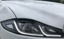 Jaguar XJ   AT  2016 - Cần bán xe cũ Jaguar XJ AT đời 2017, màu trắng, nhập khẩu 