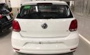 Volkswagen Polo 1.6AT 2016 - Cần bán Volkswagen Polo 1.6AT sản xuất năm 2016, màu trắng, nhập khẩu  