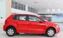 Volkswagen Polo 2016 - Cần bán Volkswagen Polo 1.6 AT sản xuất 2016, màu đỏ, nhập khẩu chính hãng