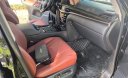 Lexus LX 570 2017 - Bán LX570 đen nội thất nâu xe siêu mới chủ đăng ký xong hầu như để kho lăn bánh gần 5.000Km sai biếu luôn xe