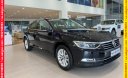 Volkswagen Passat 2020 - Bán xe Volkswagen Passat Comfort- giá giảm sốc, ưu đãi tiền mặt 165tr, hỗ trợ vay 80%, thủ tục đơn giản. LH: Mr. Thuận