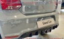 Volkswagen Polo 2017 - Bán gấp chiếc Polo Xám 579 triệu, mới <100% xíu, xe ít đi giữ gìn cẩn thận, fix thêm cho người thiện chí