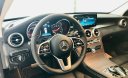 Mercedes-Benz C200 2020 - Màu trắng, nội thất đen