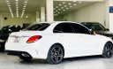 Mercedes-Benz C300 2020 - Xe màu trắng