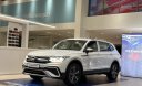 Volkswagen Tiguan 2023 - Màu trắng kiểu dáng mới trẻ trung hơn - Khuyến mãi 50% trước bạ và quà tặng có xe lái thử