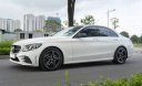 Mercedes-Benz C300 2021 - Màu trắng, nhập khẩu