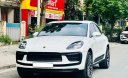 Porsche 2022 - Tên tư nhân biển Hanoi