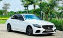 Mercedes-Benz C300 Mercedes-Benz C300 AMG 2018 2018 - Mercedes-Benz C300 AMG 2018
