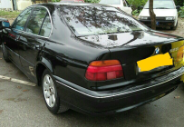 BMW 528i 1999 - Cần bán xe BMW 528i đời 1999 màu đen, 148 triệu, xe nhập giá 148 triệu tại Hải Dương