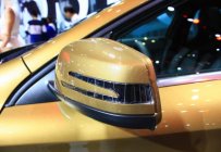 Bán xe Mercedes 250 4matic 2017, màu vàng, nhập khẩu nguyên chiếc giá 1 tỷ 859 tr tại Tp.HCM