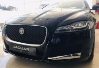 Jaguar XF 2018 - Bán xe Jaguar XF Prestige màu đen, lh 0938302233 xe 2018, giao ngay tặng bảo dưỡng, bảo hành giá 3 tỷ 279 tr tại Đà Nẵng