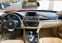BMW 3 Series 320i 2019 - Bán BMW 3 Series 320i sản xuất 2019, màu đỏ, nhập khẩu nguyên chiếc giá 1 tỷ 689 tr tại Nghệ An