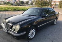 Mercedes-Benz E class E240 AT 2001 - Cần bán Mercedes E240 gia đình đời 2001, màu đen chính chủ, 188 triệu giá 188 triệu tại Hà Nội