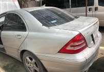 Mercedes-Benz C class   2002 - Cần bán gấp Mercedes C200 năm 2002, màu bạc, số sàn giá 140 triệu tại Tp.HCM