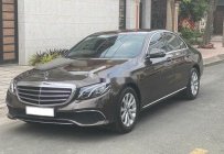 Mercedes-Benz E class 2009 - Cần bán lại chiếc xe Mercedes-Benz E300, sản xuất 2009, giá ưu đãi giá 980 triệu tại Tp.HCM