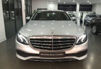 Mercedes-Benz E class E200 2017 - Cần bán lại xe Mercedes E200 đời 2017, màu bạc giá 1 tỷ 760 tr tại Tp.HCM
