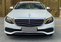 Bán Mercedes E200 năm sản xuất 2016, màu trắng giá 1 tỷ 390 tr tại Hà Nội