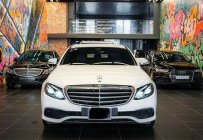 Bán Mercedes E200 Exclusive năm sản xuất 2020, màu trắng giá 2 tỷ 79 tr tại Hà Nội
