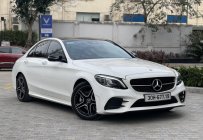 Mercedes-Benz C300 2021 - Cần bán xe màu trắng giá 1 tỷ 720 tr tại Hà Nội