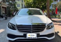 Mercedes-Benz E200 2019 - Cần bán xe màu trắng giá 1 tỷ 530 tr tại Hà Nội