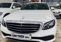 Mercedes-Benz E200 2016 - Trả trước 414 triệu giá 1 tỷ 380 tr tại Khánh Hòa