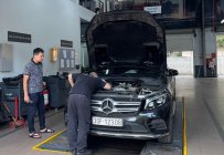 Mercedes-Benz GLC 300 2018 - Màu đen, nội thất nâu giá 1 tỷ 320 tr tại Hà Nội