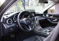 Mercedes-Benz C200 2018 - Màu đen, nội thất đen giá 889 triệu tại Tp.HCM