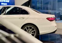 Mercedes-Benz E300 2021 - E300 AMG 2021  giá 1 tỷ 999 tr tại Tp.HCM