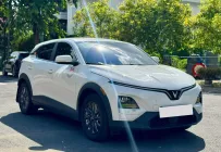 Hãng khác Xe du lịch 2024 - Bán VF6 eco 2024 mua pin, màu trắng.  giá 500 triệu tại Tp.HCM