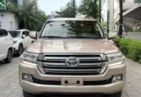 Hãng khác Xe du lịch Toyota Land Cruiser 4.6 V8 2016 - Bán Toyota Land Cruiser 4.6 V8 sản xuất 2016, 1 chủ, full lịch sử hãng giá 2 tỷ 880 tr tại Hà Nội